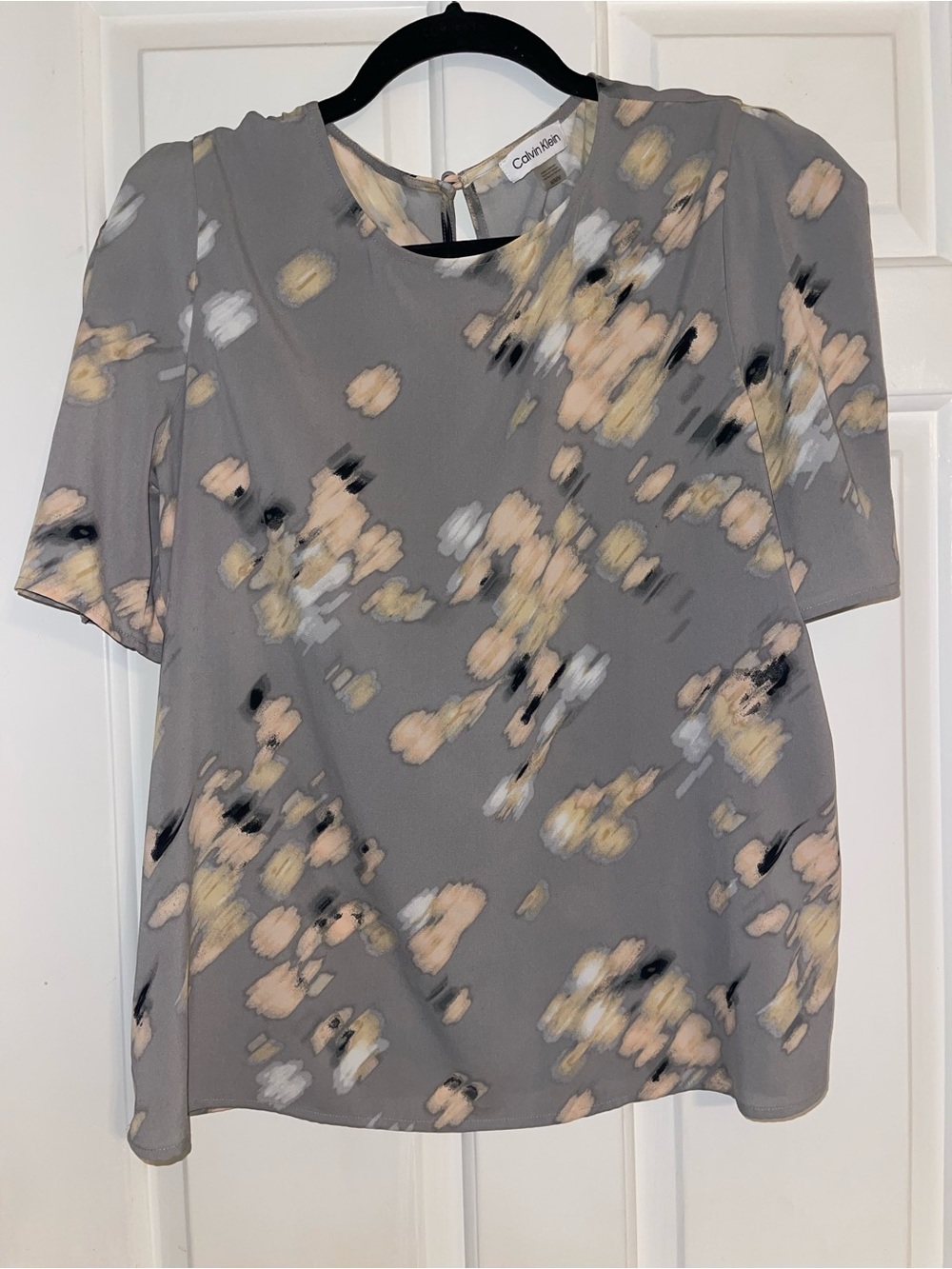 Calvin Klein Gray Blush and Black Floral Brushstroke Blouse